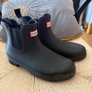 Hunter Black Chelsea Rain Booties with Logo sz 8 eu 39